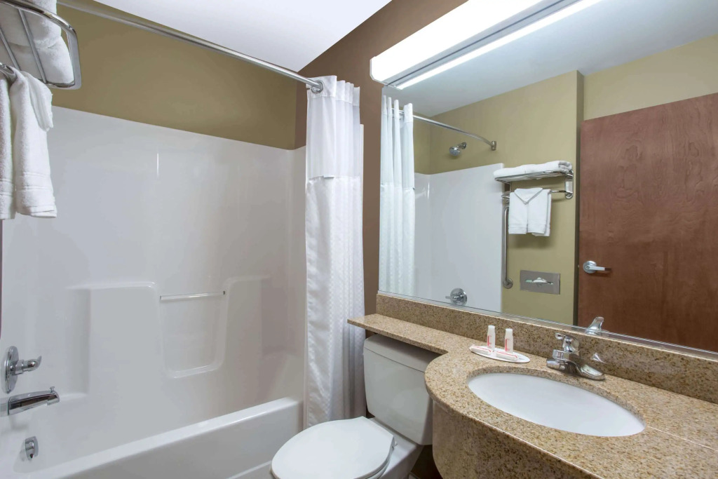 Microtel Inn & Suites by Wyndham Mansfield