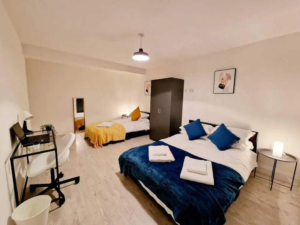 Modern Apartment in Uxbridge