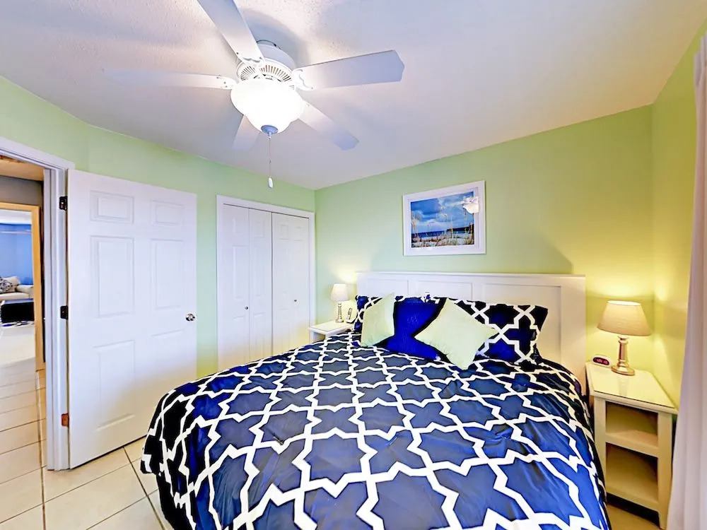 Grand Beach Condominiums #109 - 1 Br condo by RedAwning