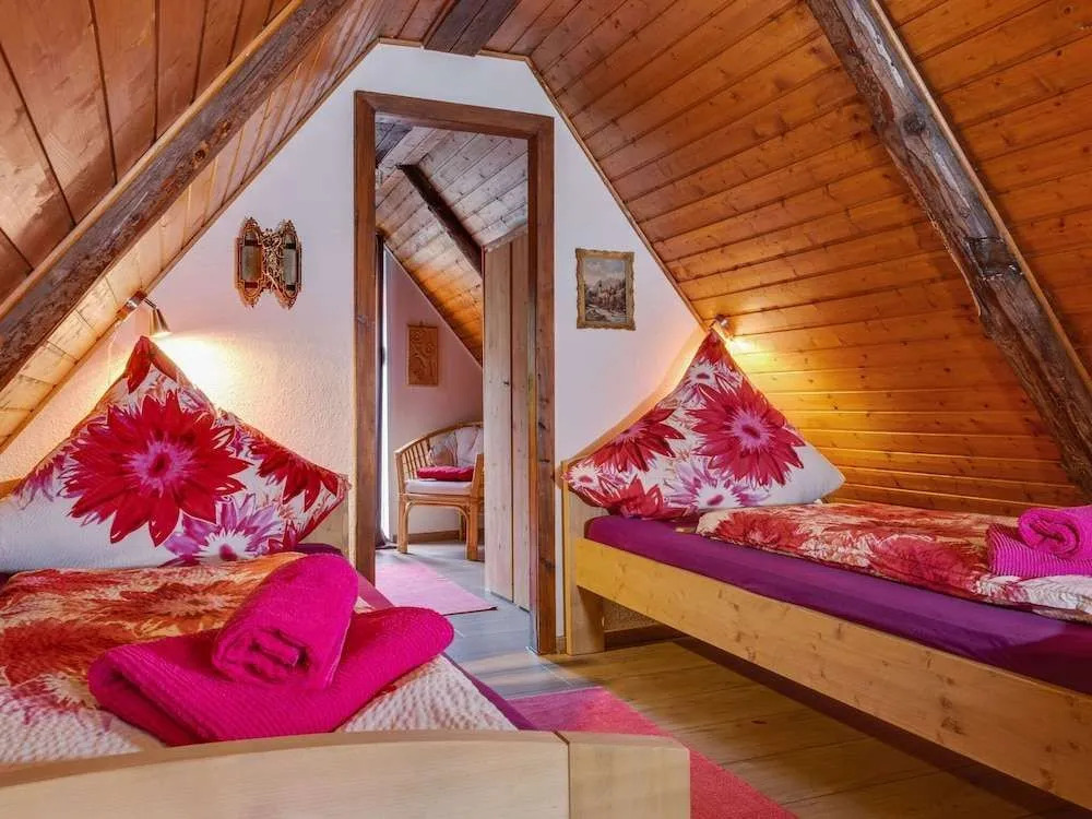 Rustic Holiday Home With Balcony