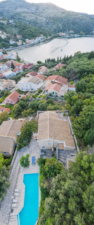 Loadstar Villas