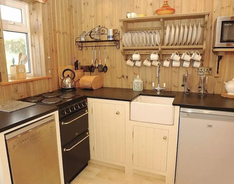 Cartway Cabin