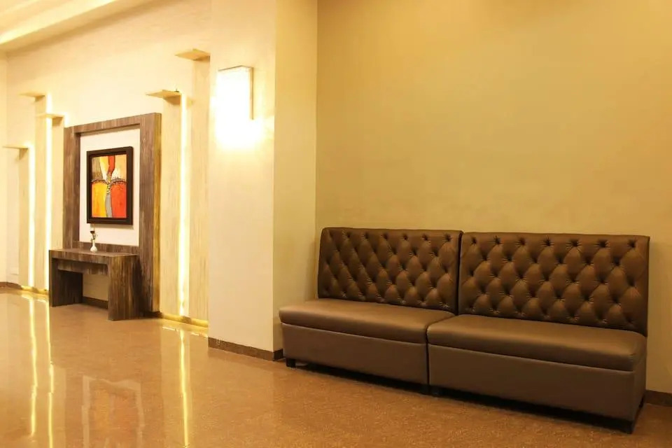 Hotel Nimantran Residency