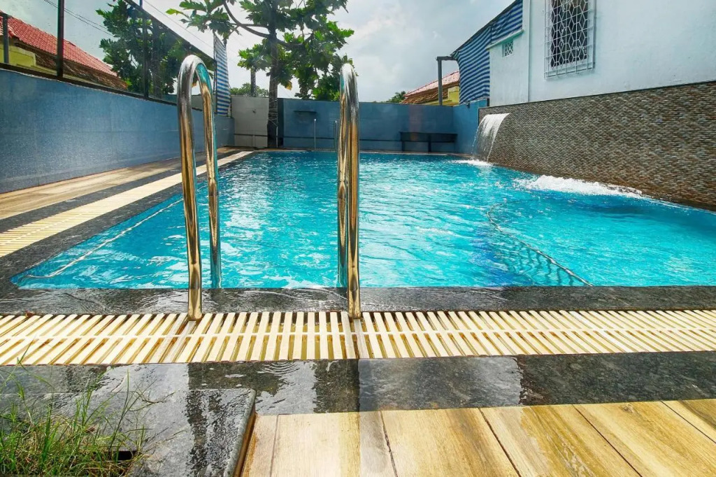 Hotel 7Seas by Solara Hospitality