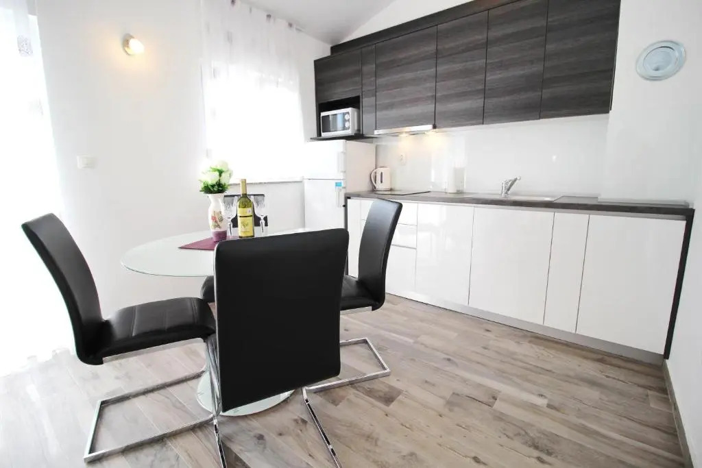 Apartments Buskulic