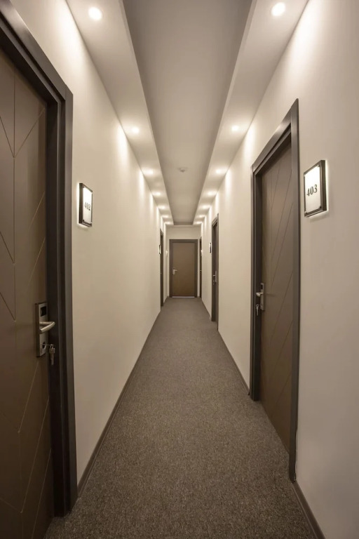 La Vie Suite Hotel
