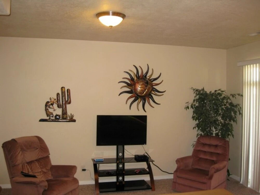 Mike Leedom 2 Bedroom Condo