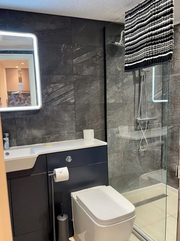 Modern Basement Flat in The City - Shoreditch