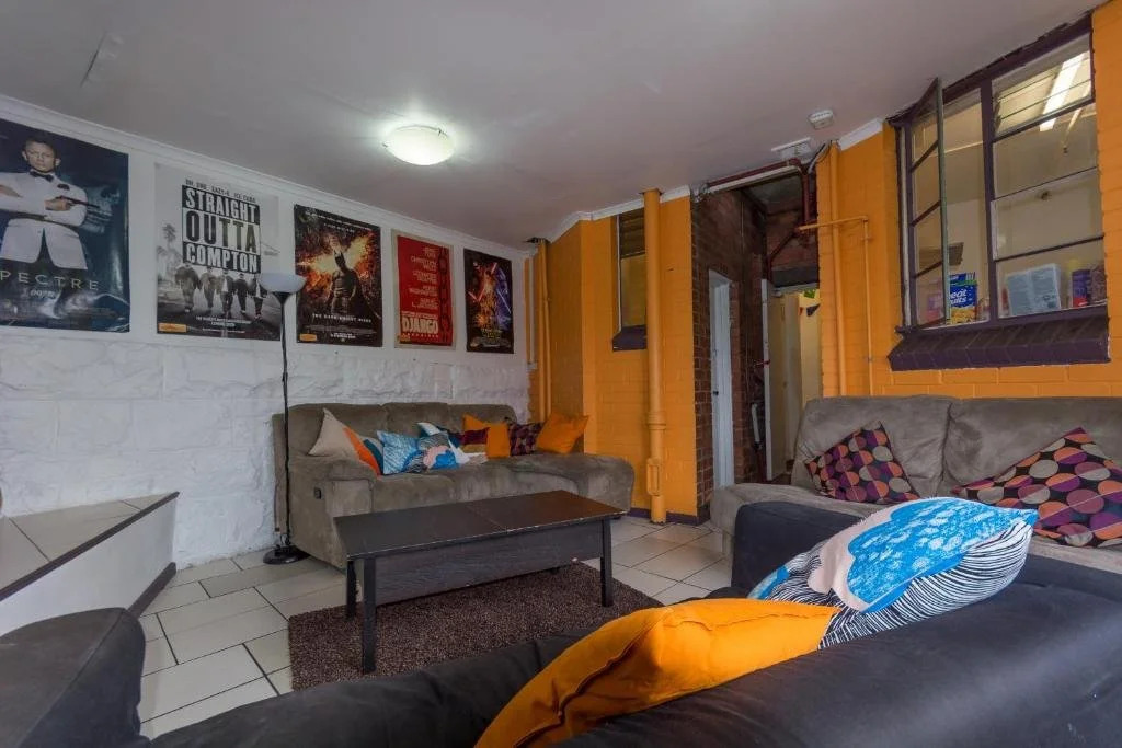 Richmond Private Rooms - 151 Hoddle Homestay
