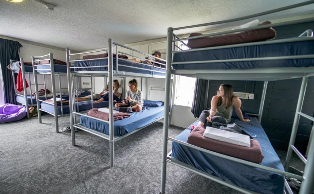 Urban Lounge Sleepery, SureStay Collection by BW