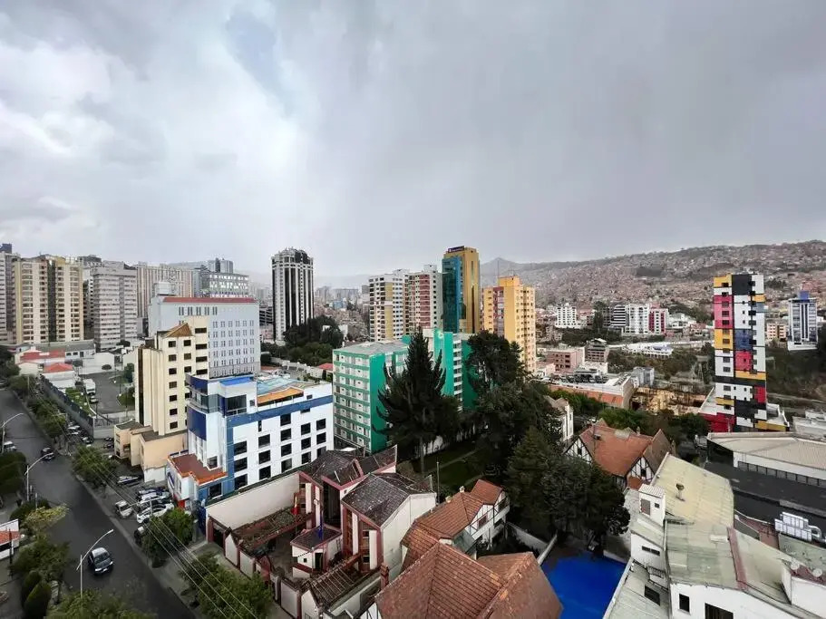Apartamento Nuevo con Hermosa Vista, Ubicación Perfecta