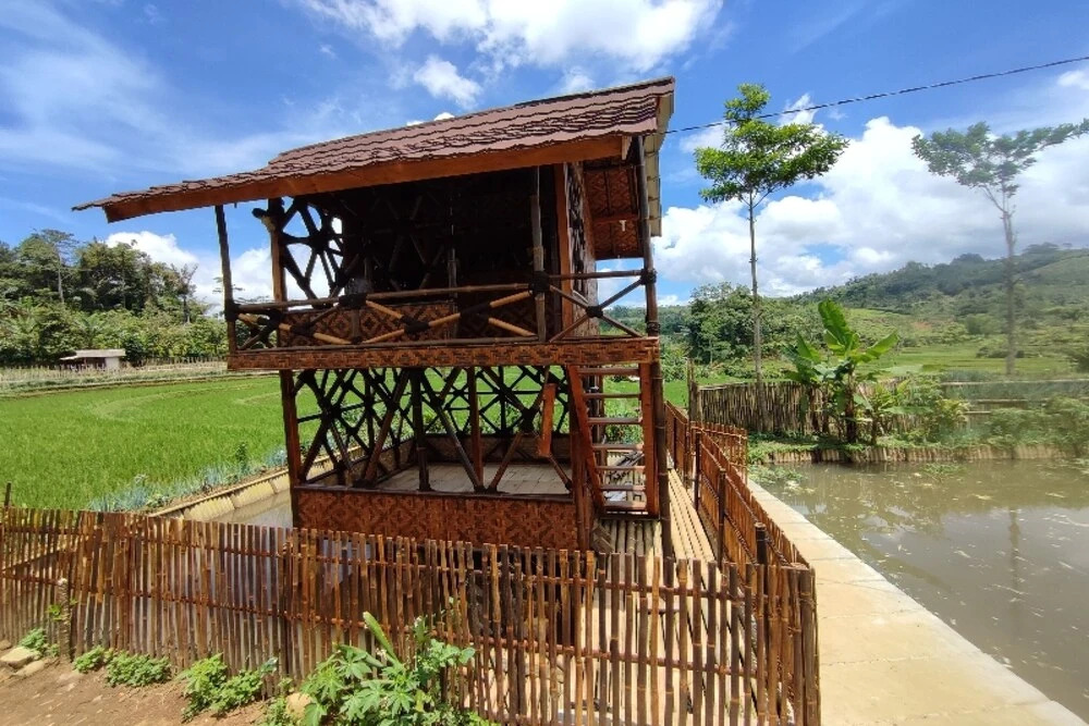 Hotel O Desa Wisata TarajuNearGunung Panggung