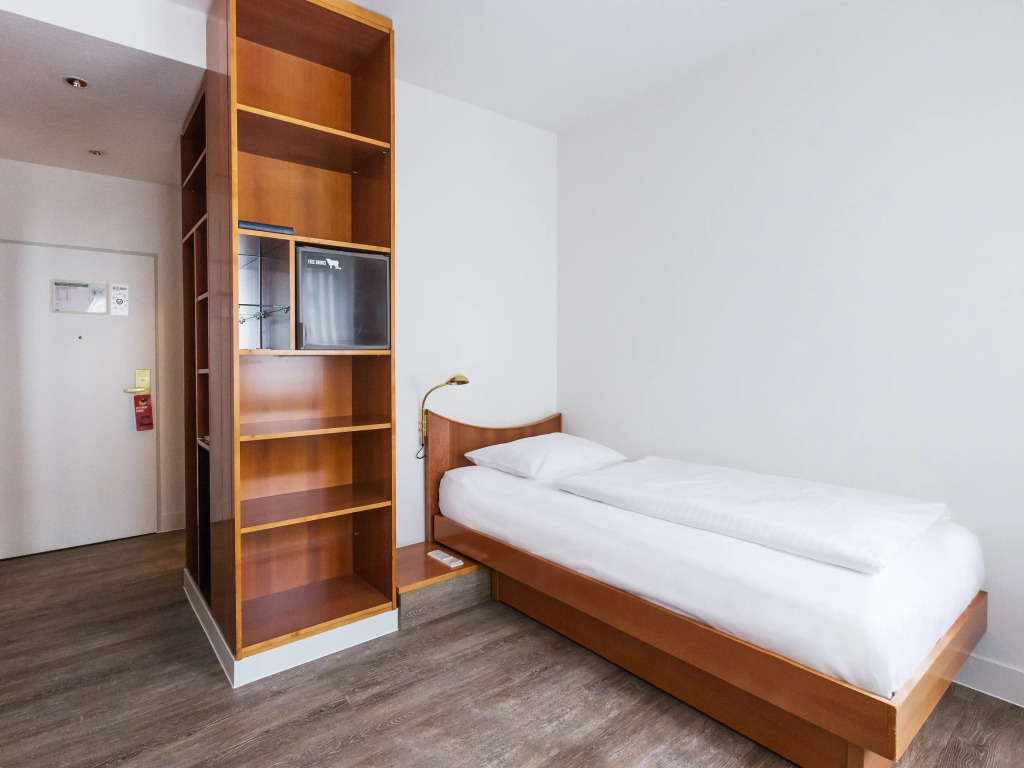 DORMERO Hotel Dresden Airport