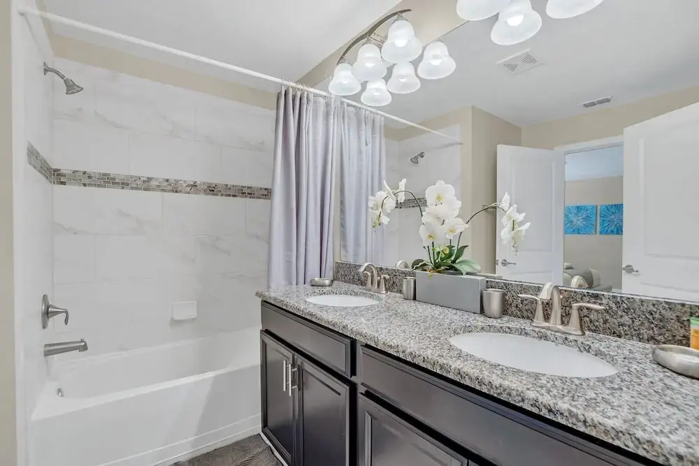 Spacious and Luxurious Home With Splash Pool, Close to Disney #4st804