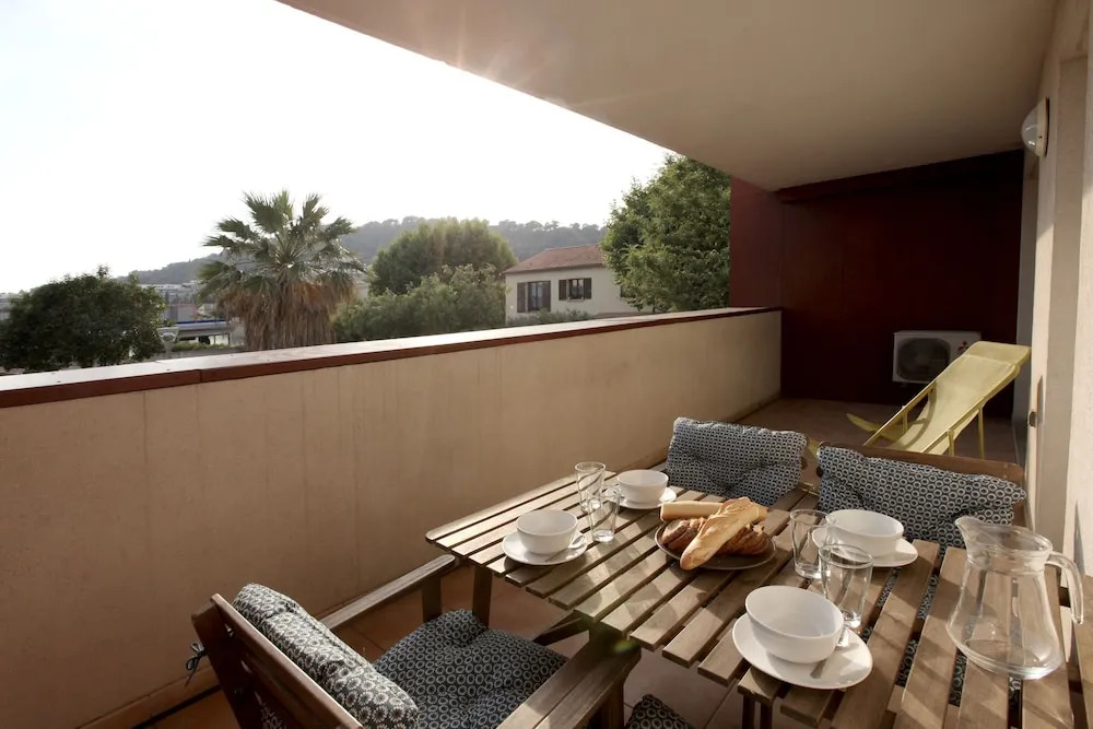 Appart "LE MOGADOR" T2 - 3*** Terrasse ensoleillée
