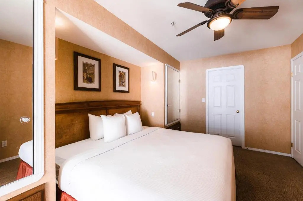 Mountain View Suites & Residency at Fairmont Hot Springs