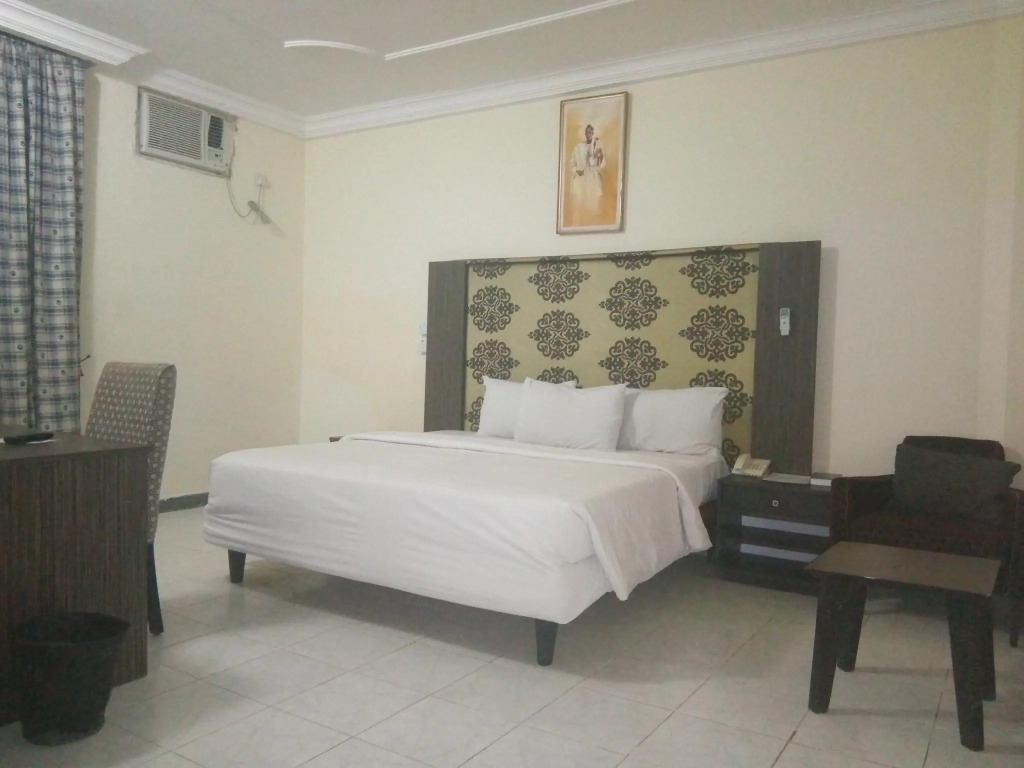 Peace Haven Hotel