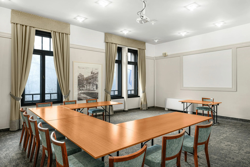 Erzsebet Kiralyne Hotel