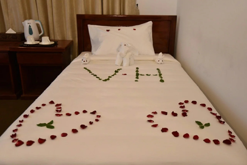 Virtue Highland Hotel