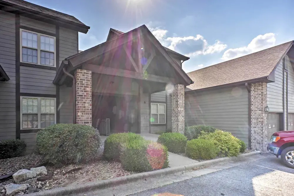 Branson West Villa w/ Golf Course View & Pool