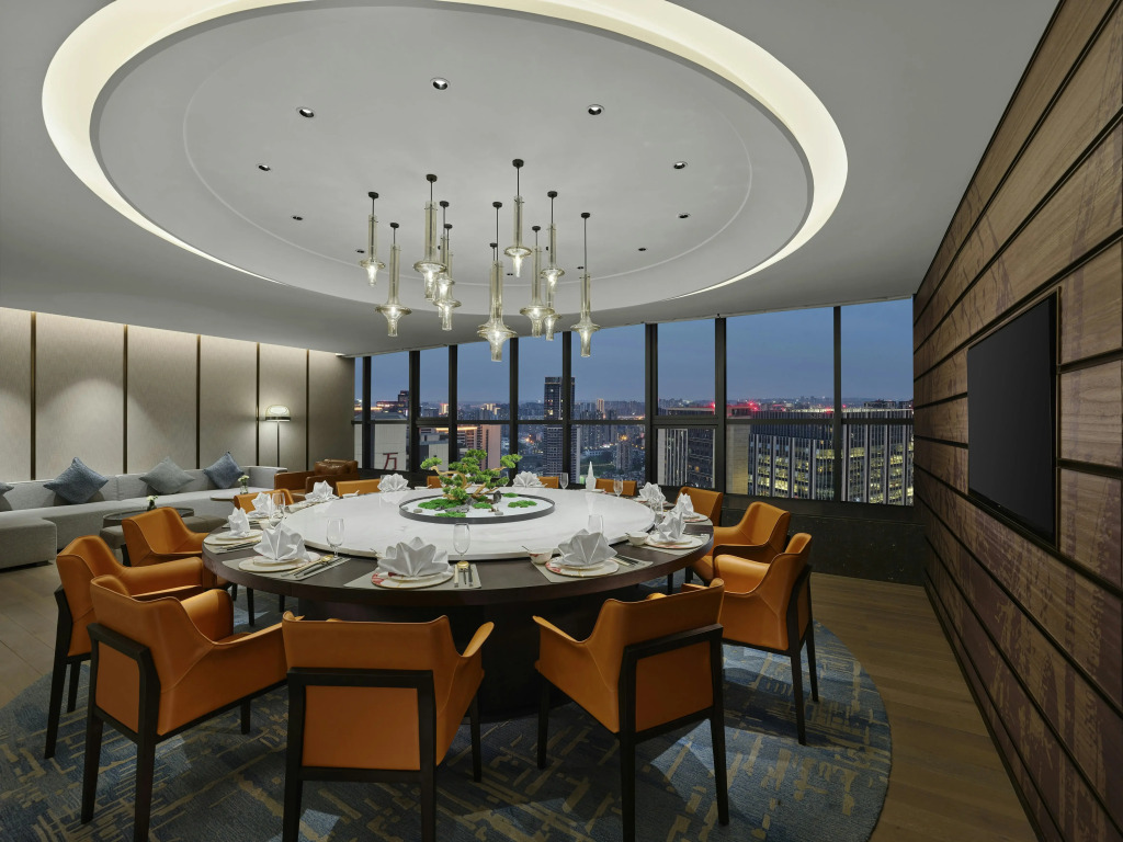 DoubleTree by Hilton Chengdu Riverside - Close to Panda Base and Chengdu East Railway