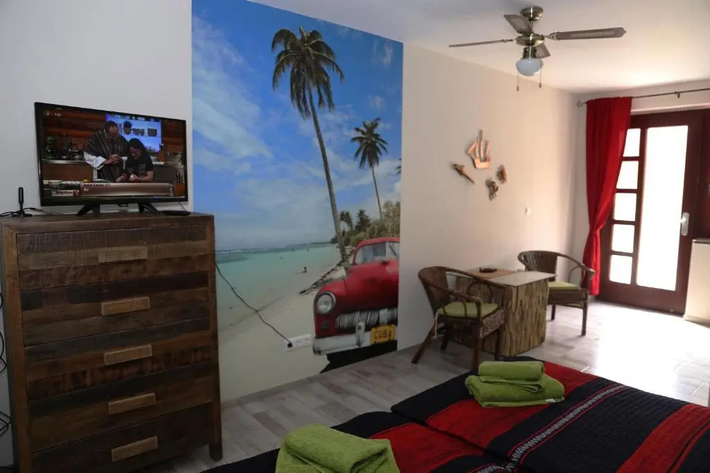 Pension Cubana