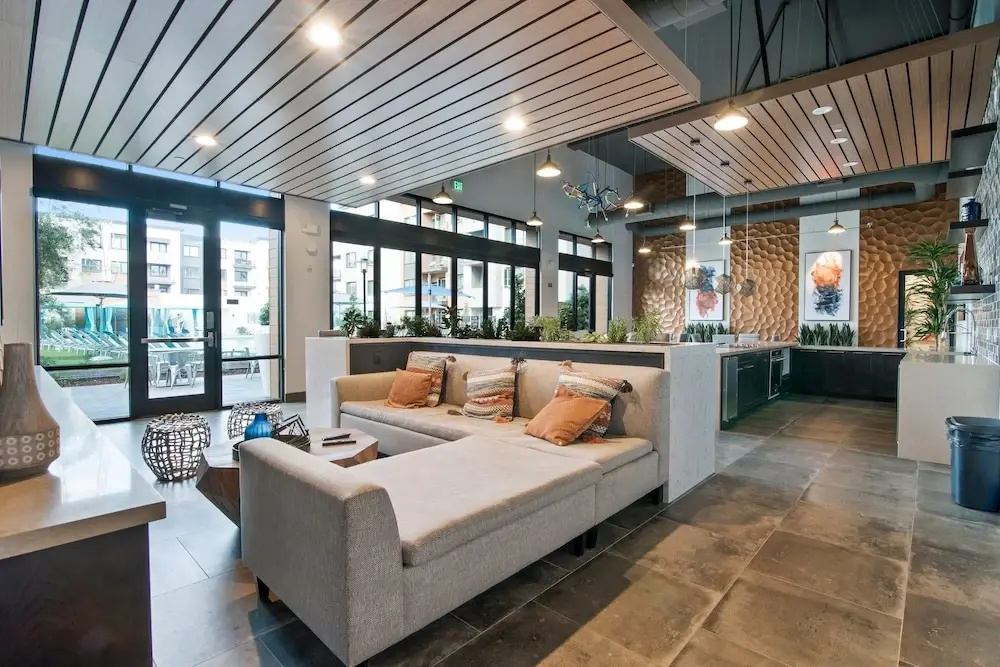 Global Luxury Suites in Menlo Park