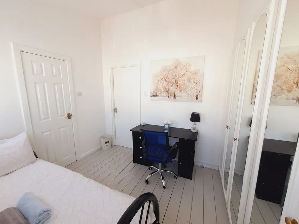 London Marylebone Grendon rooms