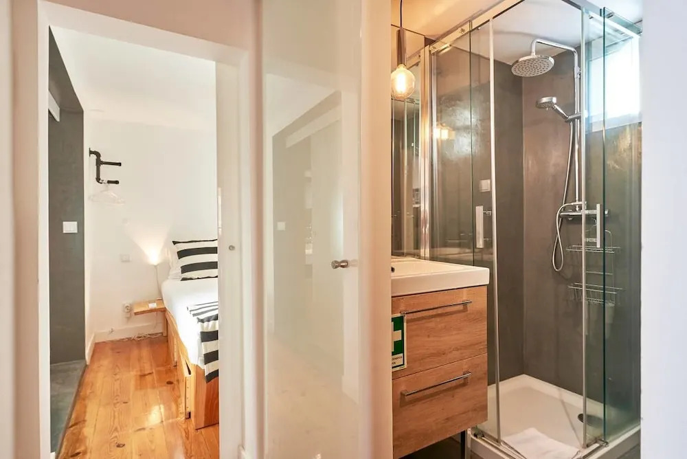 Authentic Apartment in Alfama With Terrace