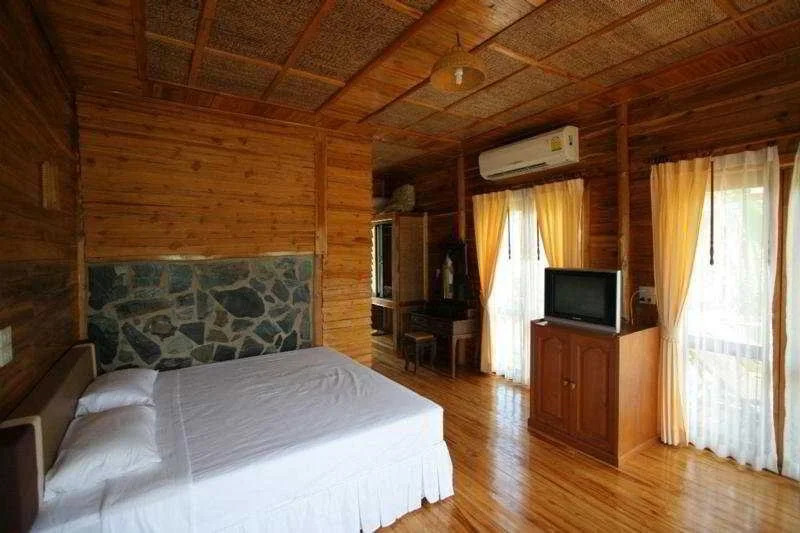 Siam Society Beach Resort