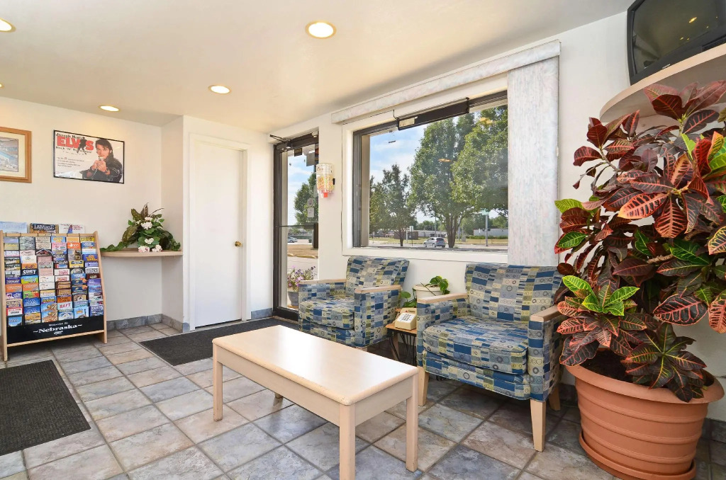 Americas Best Value Inn - Lincoln