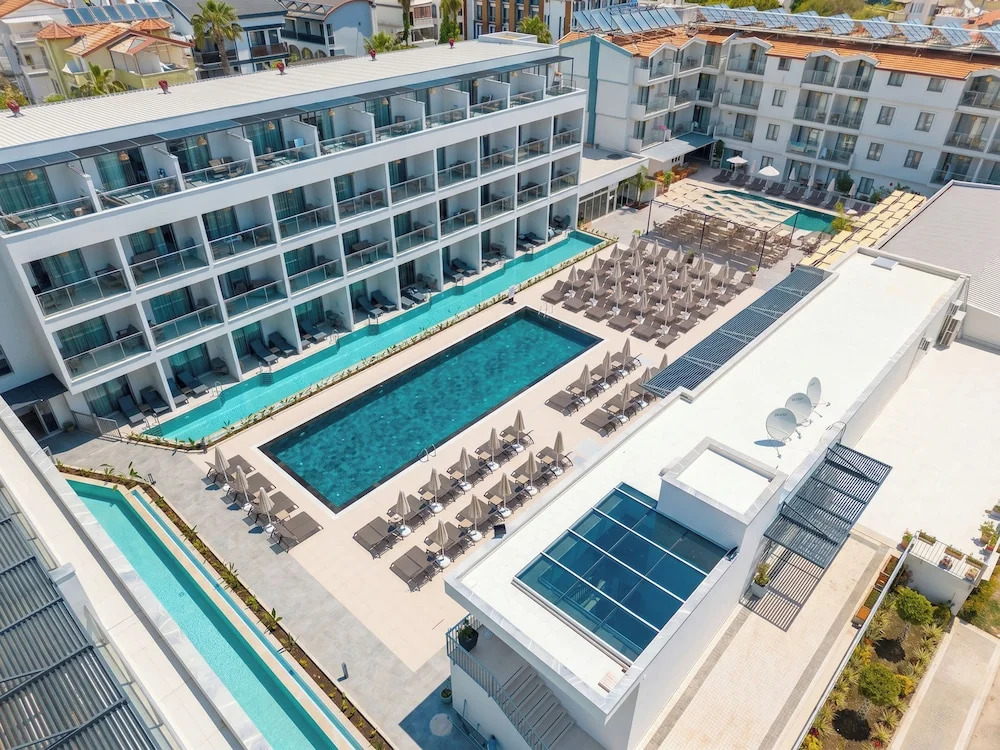 Victoria Princess Hotel