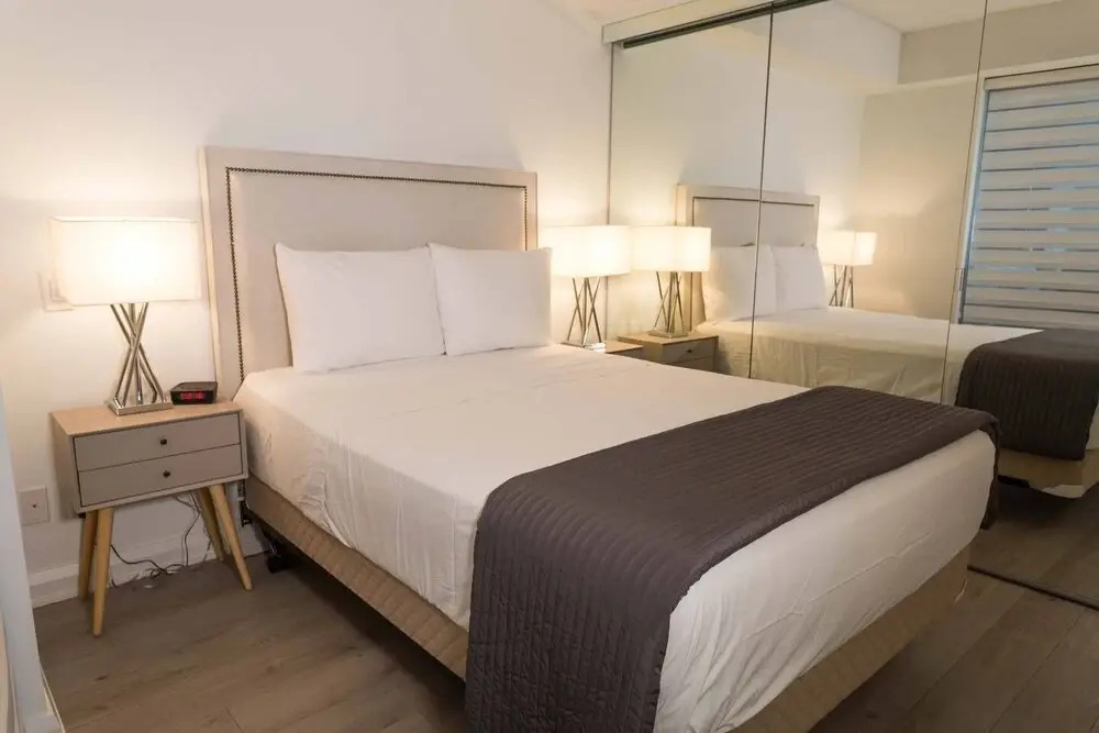 Luxury Stay at the Finest Downtown Neighborhood
