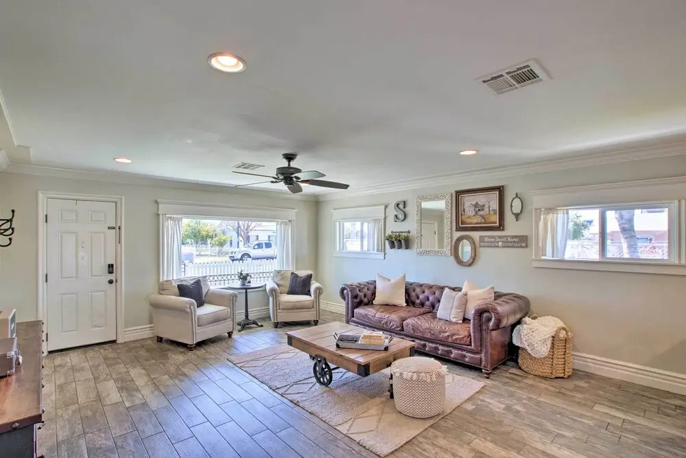 Families w/ Pets Welcome! Dtwn Gilbert Retreat