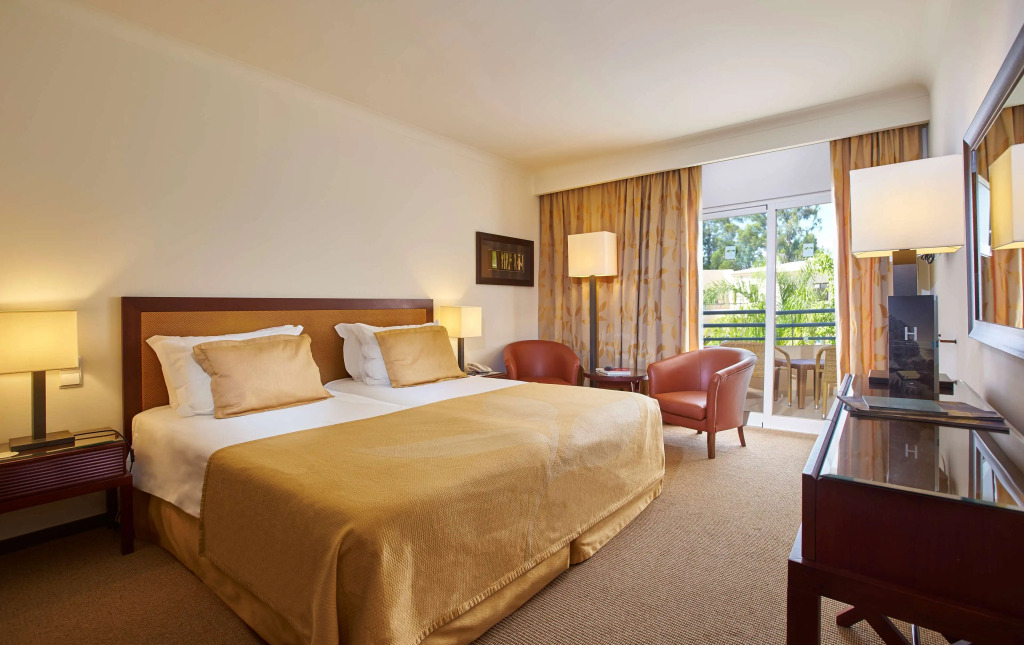 PortoBay Falesia