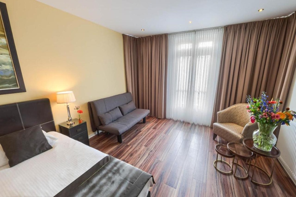 Boutique Hotel Chariot - Amsterdam Schiphol Airport