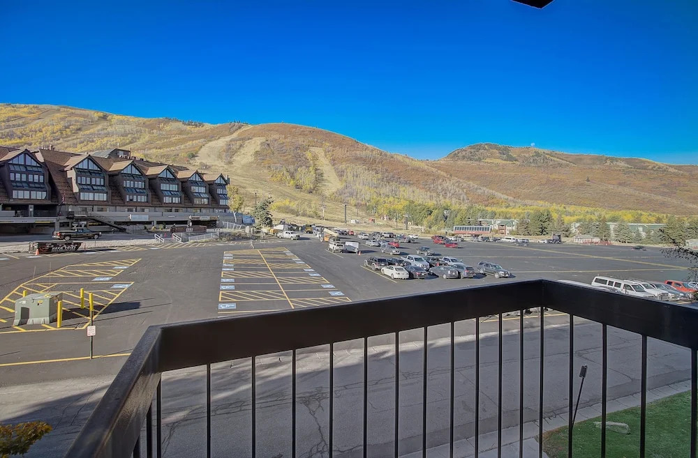 Shadow Ridge by All Seasons Resort Lodging