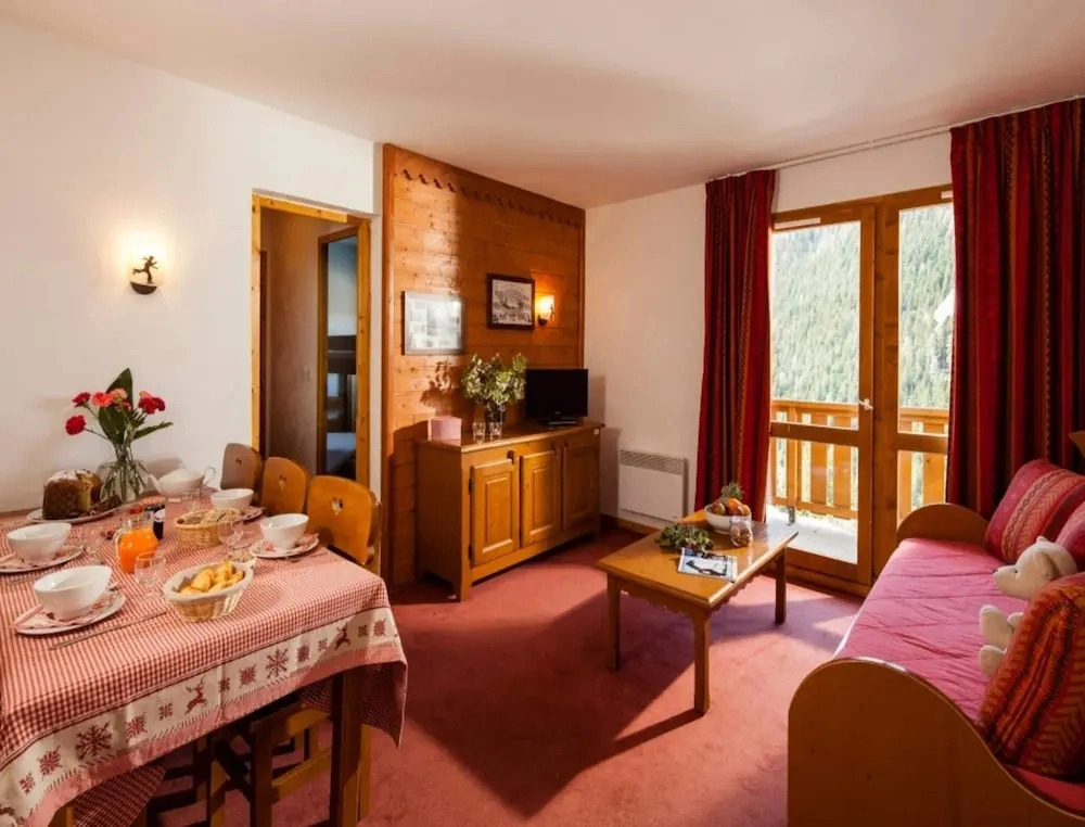 Alpine Comfort Apartment Near Ski-slopes