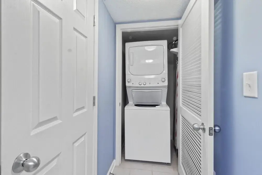 Yacht Club Villas #2-301