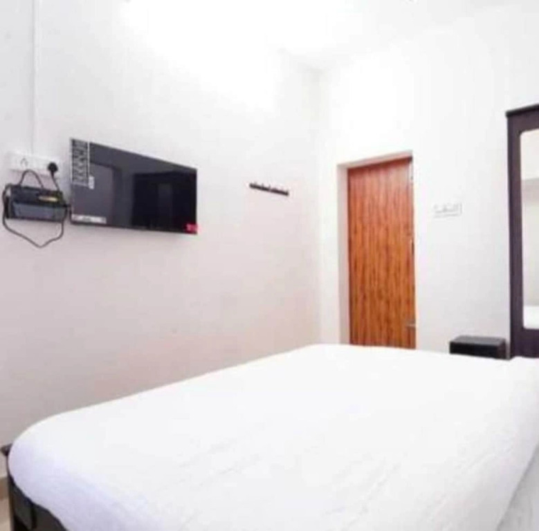 Collection Arunachaleswarar Residency