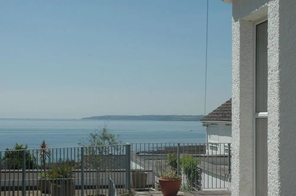 Falmouth Bay Holiday Apartments