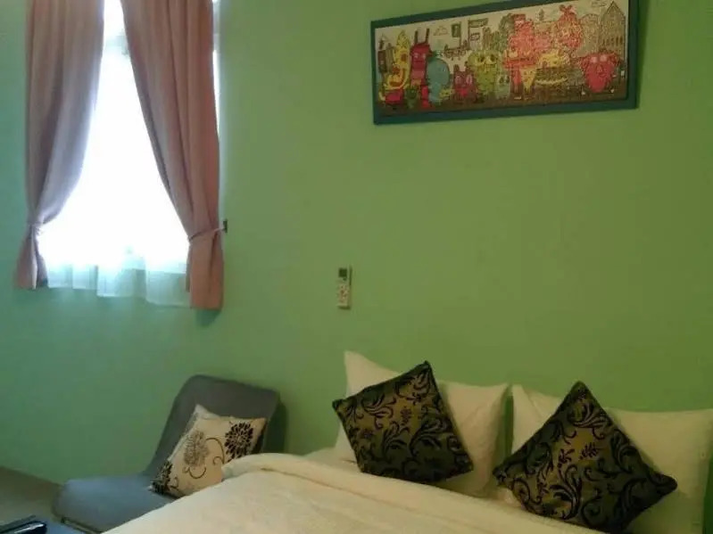 Pandora Guest House