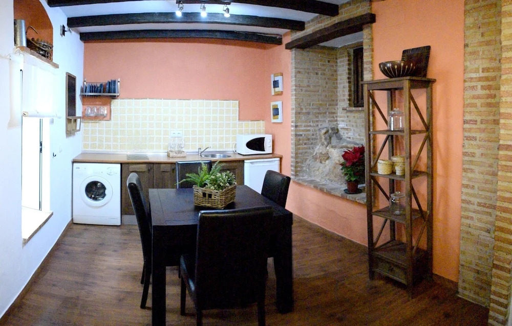 Studio in Peñaflor, With Wifi