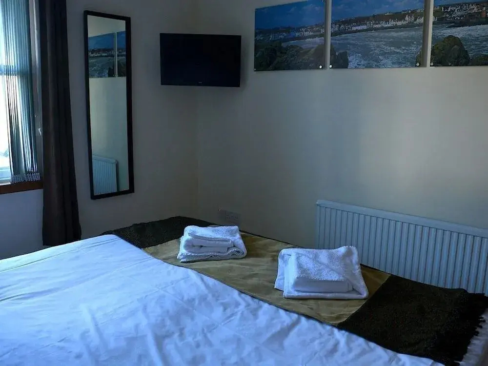 Crown hotel