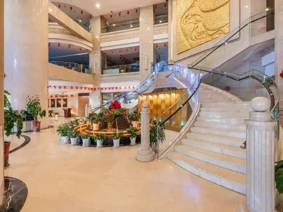 East River International Hotel