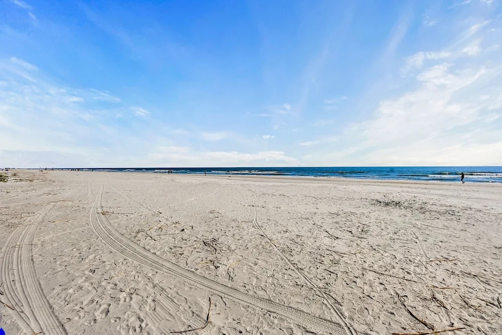 Ocean Views Retreat to Ocean Dunes Villa