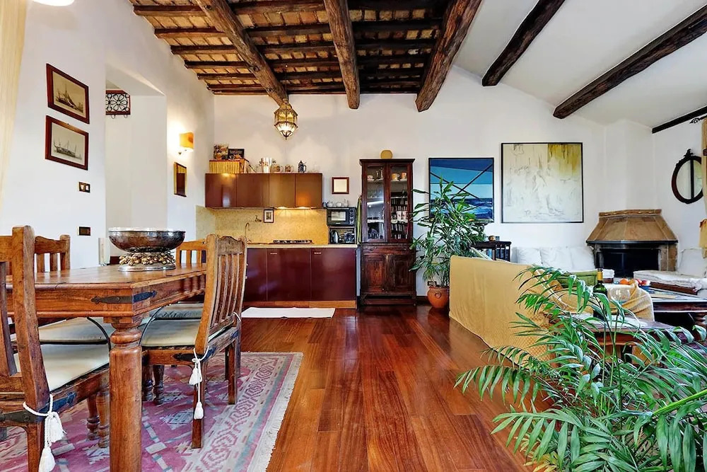 Piazza Mattei Terrace Apartment
