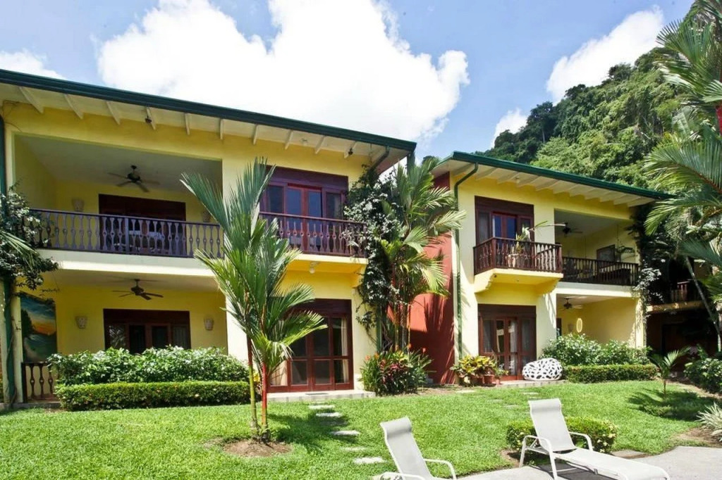Club Del Sol by Dream Makers