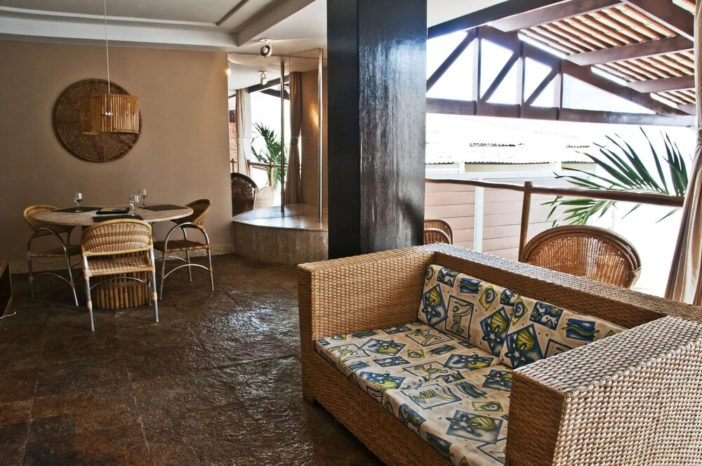 New Dhunas Motel