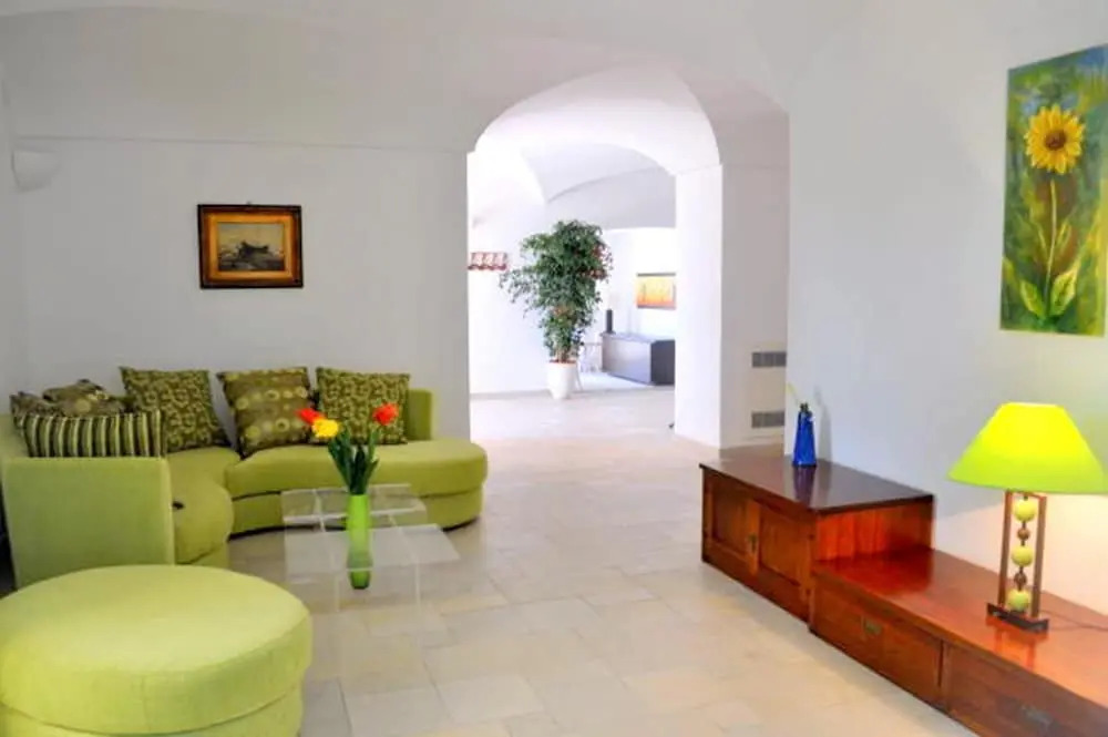 Villa Gold